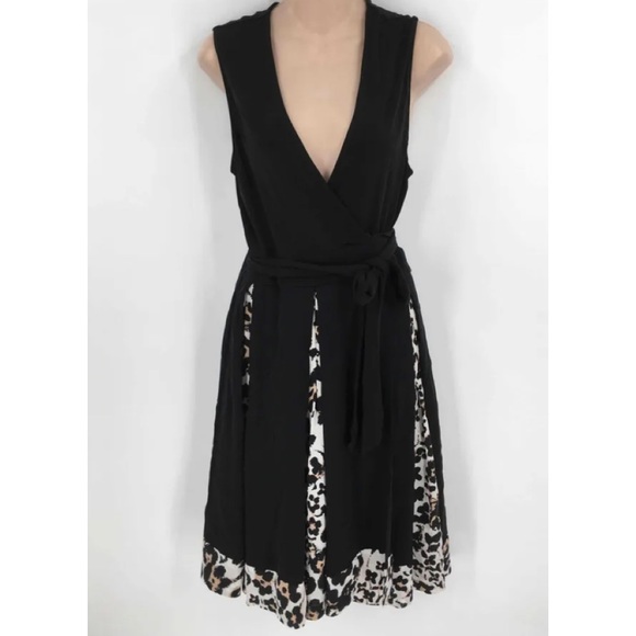 Diane Von Furstenberg 100% Silk Wrap Dress - Picture 2 of 7